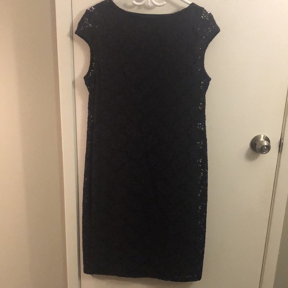 Kim and Co blue lace short sleeve dress. Size small. Never worn - Picture 3 of 3